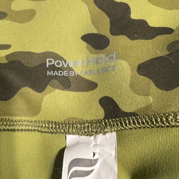 Fabletics Plus Green Camo On-the-Go Shorts Sz 3X Powerhold Side Sheer Pockets - Picture 5 of 6